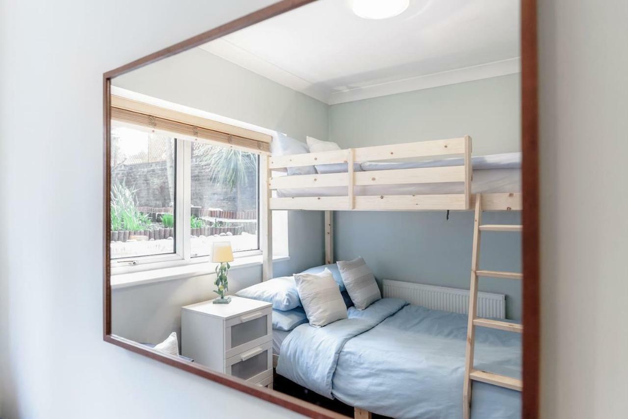 3 Bedroom Garden Flat - Central Location Londra Exterior foto