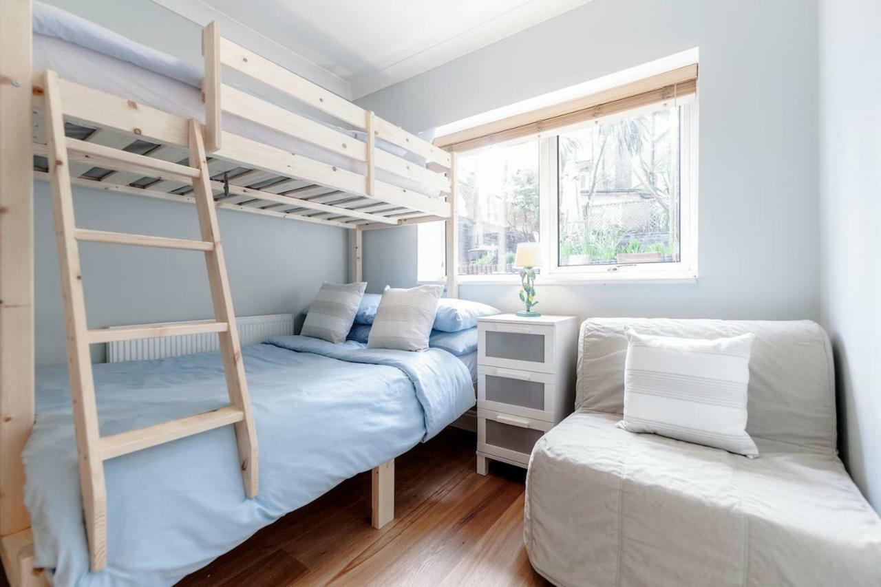 3 Bedroom Garden Flat - Central Location Londra Exterior foto